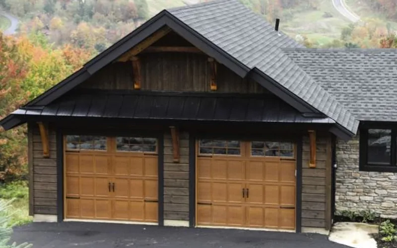 Premium wood-look lodge-style door
